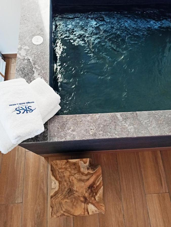 Sks Luxury Suites & Rooms Paralia Katerinis Bagian luar foto