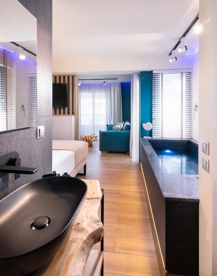 Sks Luxury Suites & Rooms Paralia Katerinis Bagian luar foto